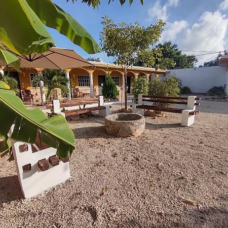 Hotel Villa Gabriela - Restaurant, Bikes ,Lands Tours Селестун Экстерьер фото