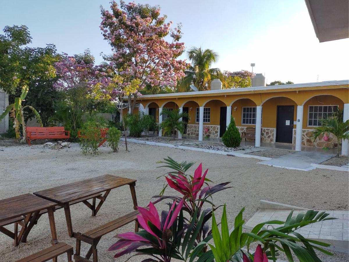 Hotel Villa Gabriela - Restaurant, Bikes ,Lands Tours Селестун Экстерьер фото